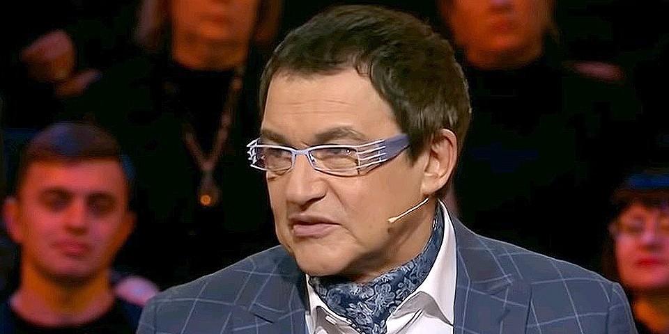 "В Крым я не езжу": Дибров отказался отвечать на вопрос о принадлежности полуострова