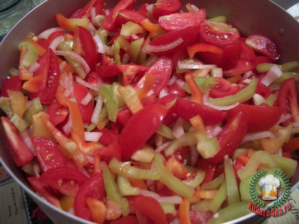 Салаты рецепты простые и вкусные из помидоров и огурцов Салаты рецепты простые и вкусные из помидоров и огурцов