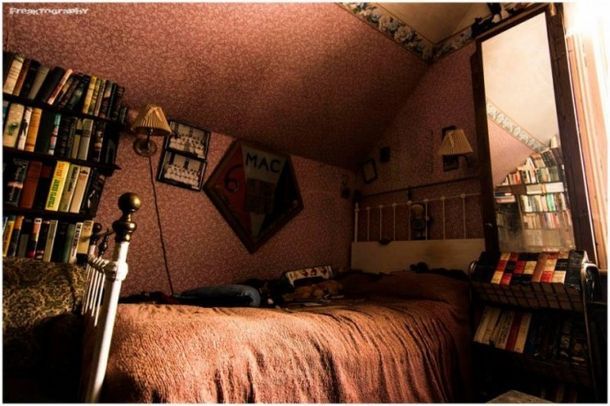 Фотограф был шокирован, войдя внутрь этого заброшенного дома!... Фотограф был шокирован, войдя внутрь этого заброшенного дома!...