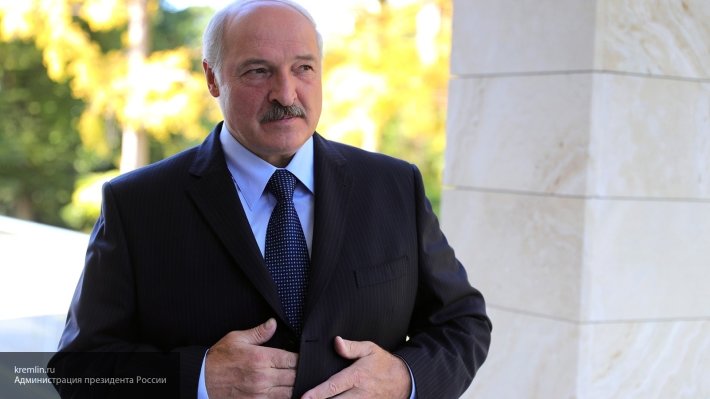 Лукашенко об Украине: скоро будем молить, чтобы там НАТО стояло, а не эти отморозки