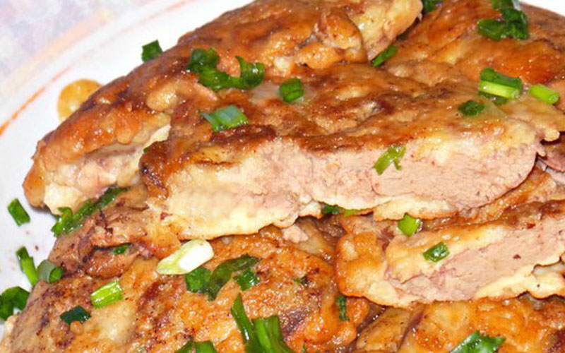 Рецепт нежнейшей куриной печенки в сметанно-чесночном кляре
