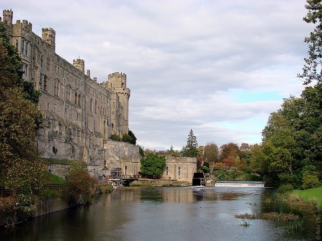   (Warwick Castle)