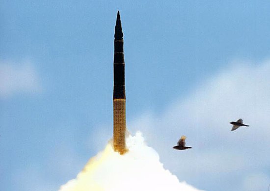 Как баллистическая ракета РТ-2ПМ «Тополь» остановила холодную войну