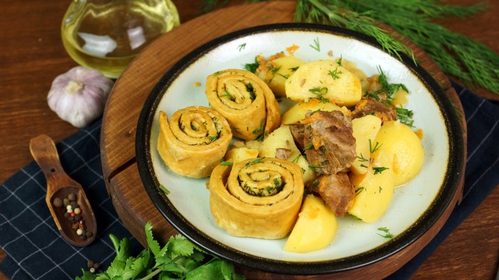 Нудли с говядиной и картошкой С дедом за обедом, Еда, Кулинария, Рецепт, Нудли с говядиной, Видео, Длиннопост