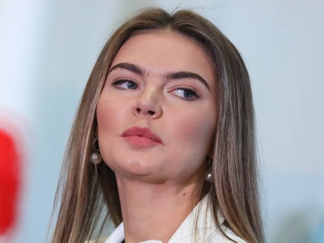 Похорошевшая Алина Кабаева произвела фурор в Сочи