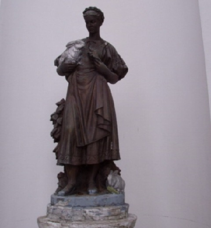 Украинская Бабетта идёт на войну против собственного народа