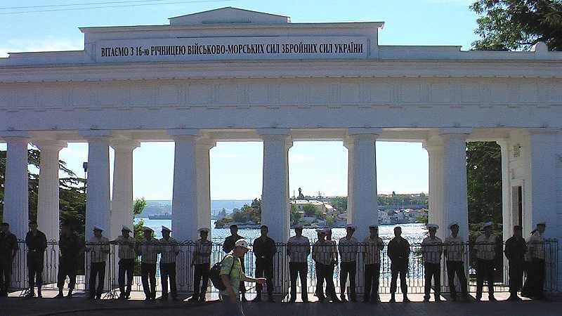 Попытка насильно украинизировать Севастополь в 2008 году, как это было... Попытка насильно украинизировать Севастополь в 2008 году, как это было...