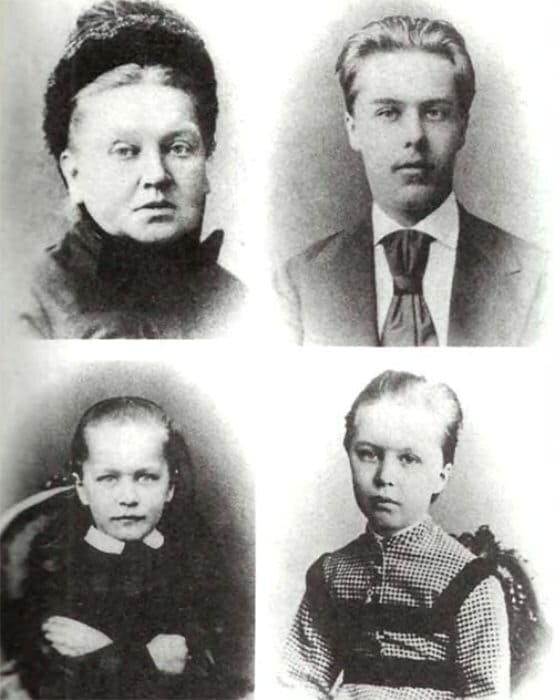 Русская семья Генриха Шлимана: жена Екатерина Петровна, сын Сергей, дочь Наталья, дочь Надежда.