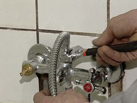 Замена уплотнителей в кране Замена уплотнителей в кране
