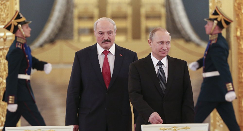 Путин заставил Лукашенко отказаться и от Мюнхена, и от Порошенко