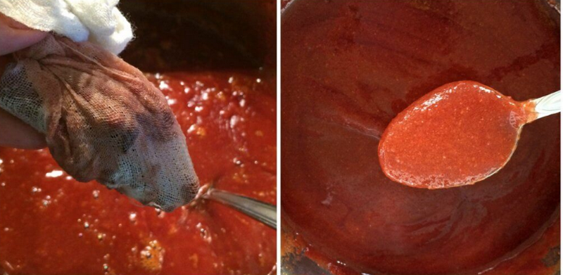 Вынутый мешочку со специями из соуса и консистенция готового продукта.