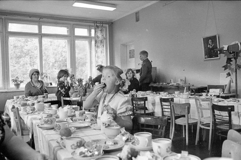 Образование в СССР: история в фотографиях Образование в СССР: история в фотографиях СССР, воспоминания, грамотность, история, образование, обучение, система образования, что мы потеряли