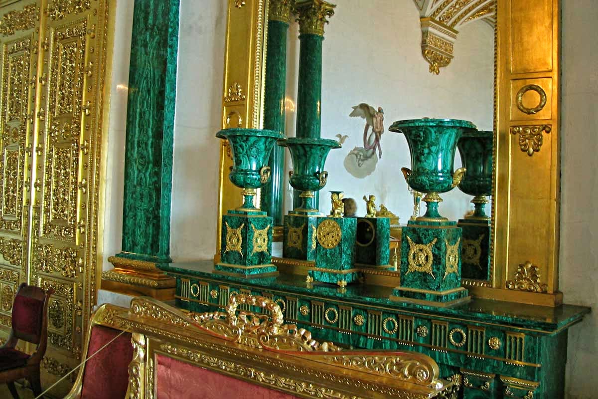 Самоцветы Урала. Малахит. Самоцветы Урала. Малахит.