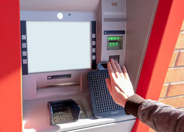 Немецкие учёные разработали экран, который позволяет читать шрифт Брайля с помощью ультразвука