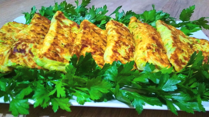 Кабачковые пирожки с мясом Рецепт, Видео рецепт, Пирожки из кабачков, Пирожки с мясом, Кабачки с фаршем, Видео, Длиннопост