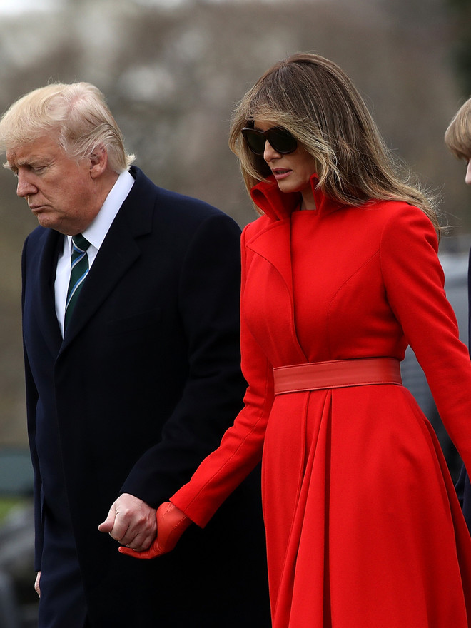 13 осенних образов Мелании Трамп, которые подходят всем (фото 24.2) 13 осенних образов Мелании Трамп, которые подходят всем (фото 36)