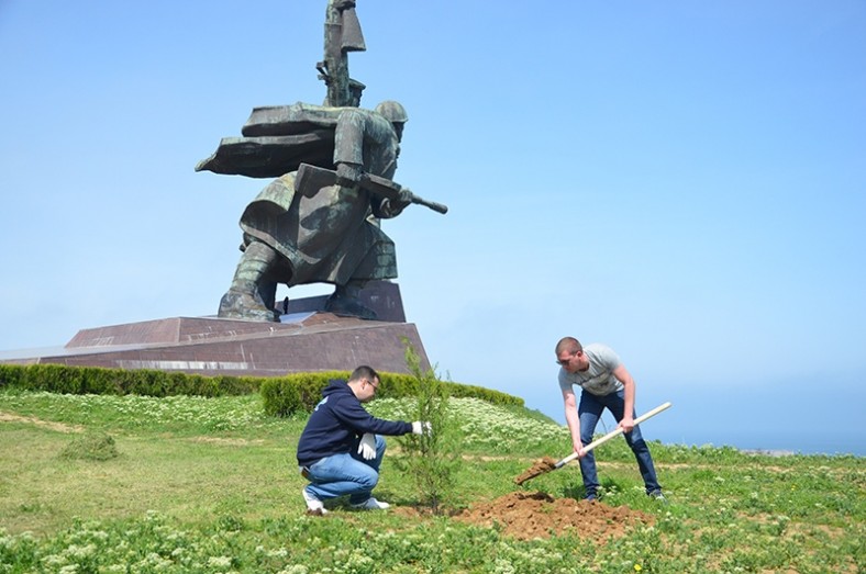 Севастопольский майский субботник