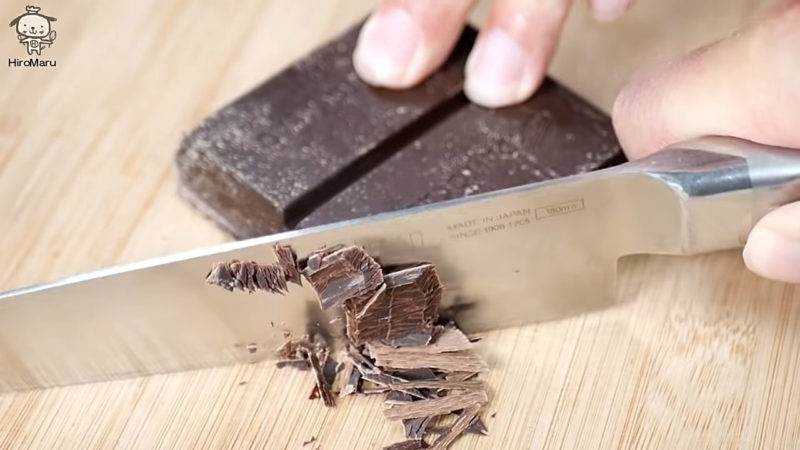 Как приготовить вкусный десерт - шоколадный мусс-рулет