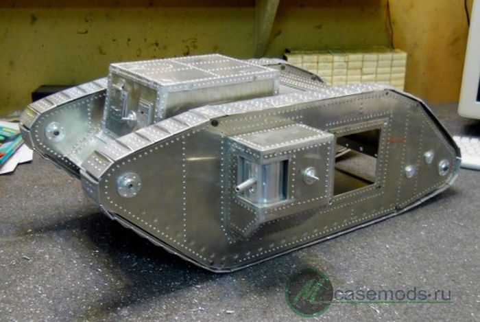 Компьютер в виде танка MK-4 (111 фото) Компьютер в виде танка MK-4 (111 фото)