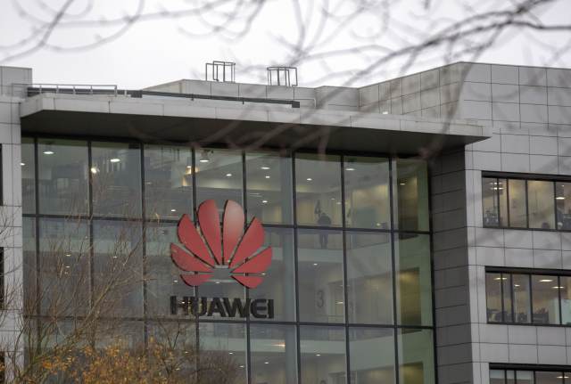 Китай отменил переговоры с делегацией из Канады из-за ареста финдиректора Huawei