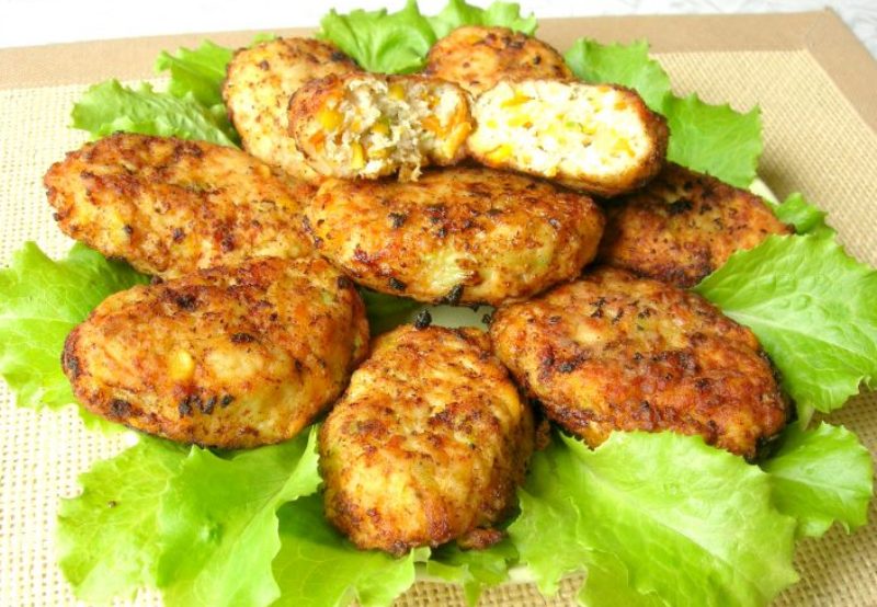 Сочные котлеты по-гавайски