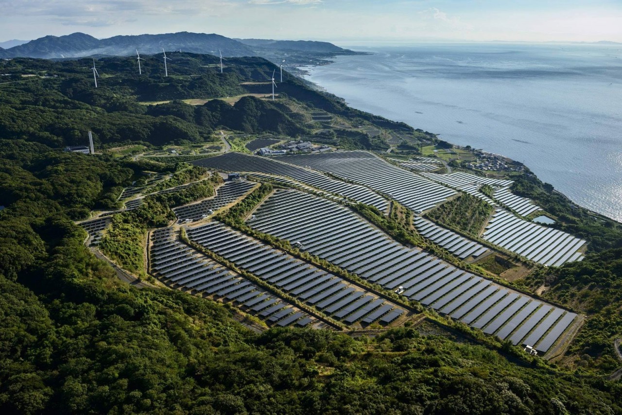 34,7 МВт СЭС на месте бывшей каменоломни в мире, источник энергии, солнечные панели, технологии, энергия, япония