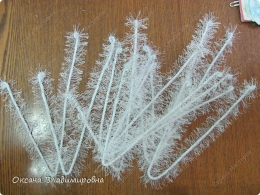Большая снежинка из ниток