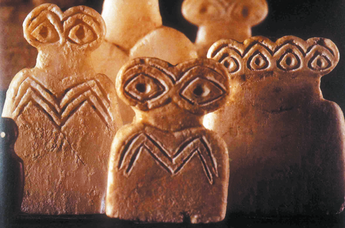 8-Alabaster_eye_idols_01.png 8-Alabaster_eye_idols_01.png