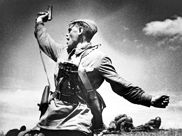 75 лет назад был сделан один из самых известных снимков Великой Отечественной войны