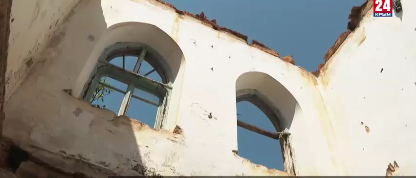 В крымском селе разрушается старинная усадьба, пережившая два пожара