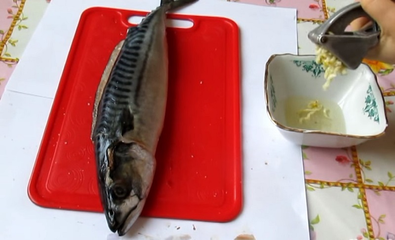 Фаршированная скумбрия! И на праздничный стол, и в обычную жизнь, нежная и сочная. Фаршированная скумбрия! И на праздничный стол, и в обычную жизнь, нежная и сочная.