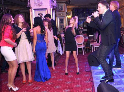 Сколько министр Мантуров потратил на 20-летие своей дочери Сколько министр Мантуров потратил на 20-летие своей дочери