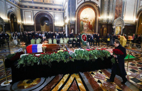 В Москве прощаются с Юрием Лужковым