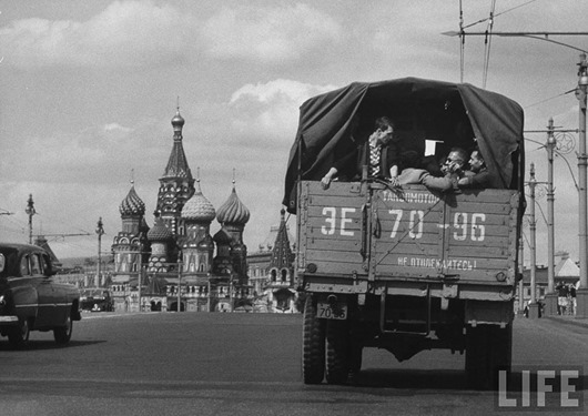 Как строили “хрущевки” в 1963 году Как строили “хрущевки” в 1963 году