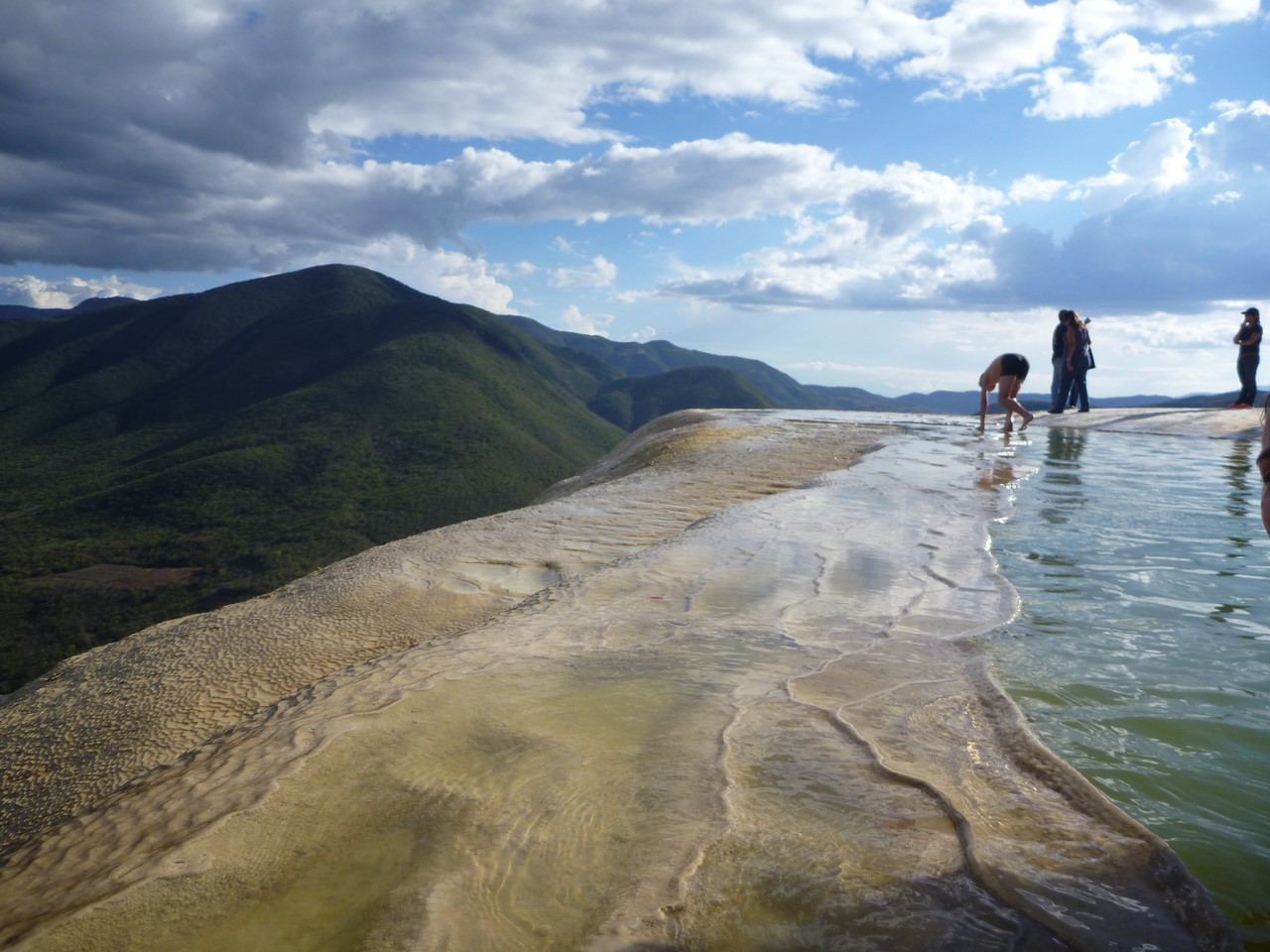 Каменный водопад