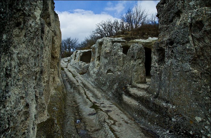 Пещерный город существовал 8 веков, пока его не разрушило войско Золотой Орды. Автор фото: Сергей Анашкевич