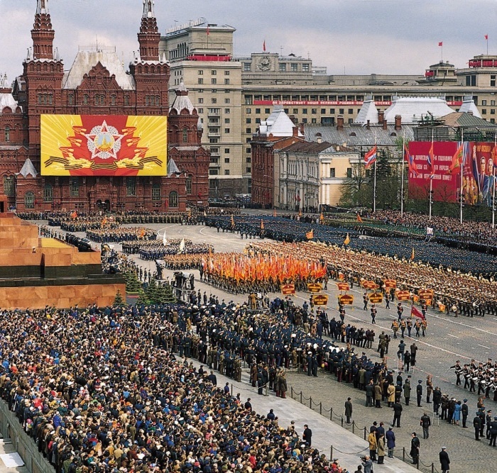 Назад в прошлое: атмосферные фотозарисовки из Москвы 1985 года