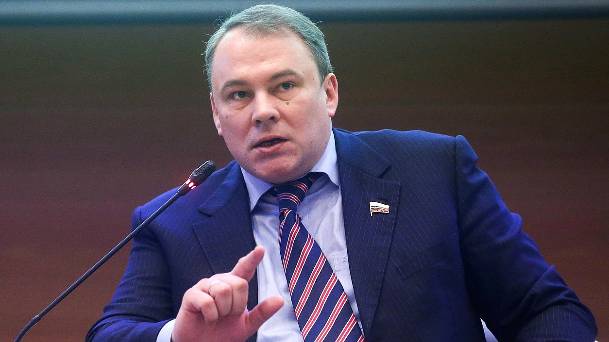 Делегация РФ покинула зал заседаний ПА ОБСЕ Делегация РФ покинула зал заседаний ПА ОБСЕ
