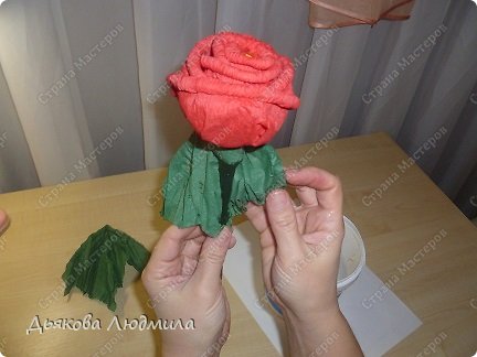Мастер-класс Свит-дизайн 8 марта День матери Моделирование конструирование МК сладкой розочки эконом-класса Салфетки фото 22