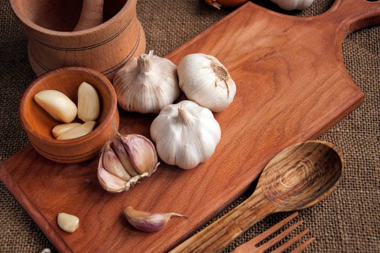 Как разжижить густую кровь: 7 продуктов, которые кардиологи рекомендуют употреблять Как разжижить густую кровь: 7 продуктов, которые кардиологи рекомендуют употреблять