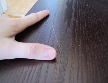 Как спасти деревянную мебель от царапин