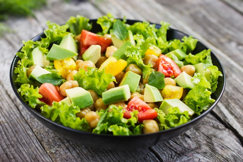 https://ru.depositphotos.com/56835841/stock-photo-salad-with-chickpeas-tomato-and.html