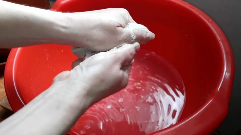 Даже самые грязные носки отбелятся после этого супер-способа