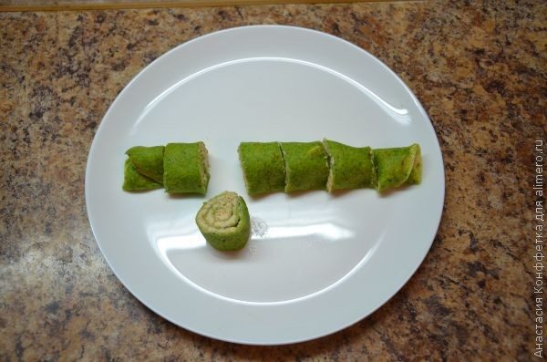 Ёлочка из блинов