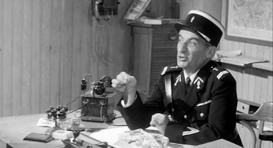 Жандарм Крюшо из киносериала "Жандарм из Сен-Тропе"