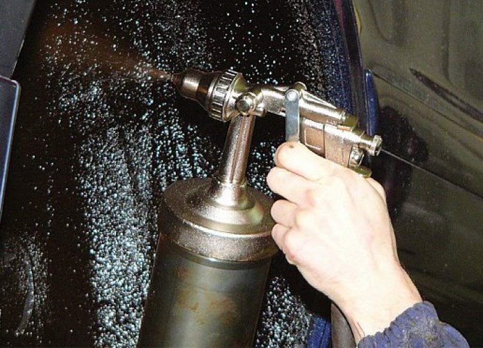 Обрабатываем кузов своего авто. Обрабатываем кузов своего авто.
