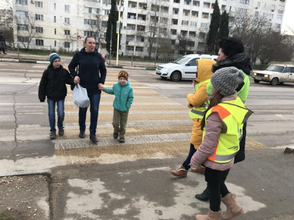 На улицы Севастополя вышел «Родительский патруль»