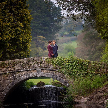 Чемпион мира по прыжкам в воду Том Дейли и обладатель "Оскара" Дастин Лэнс Блэк поженились