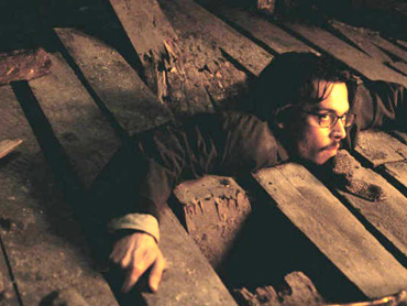 кадр из фильма Девятые врата (1999) Образ готики в кинематографе