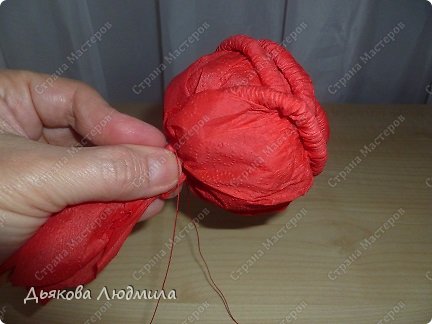 Мастер-класс Свит-дизайн 8 марта День матери Моделирование конструирование МК сладкой розочки эконом-класса Салфетки фото 14